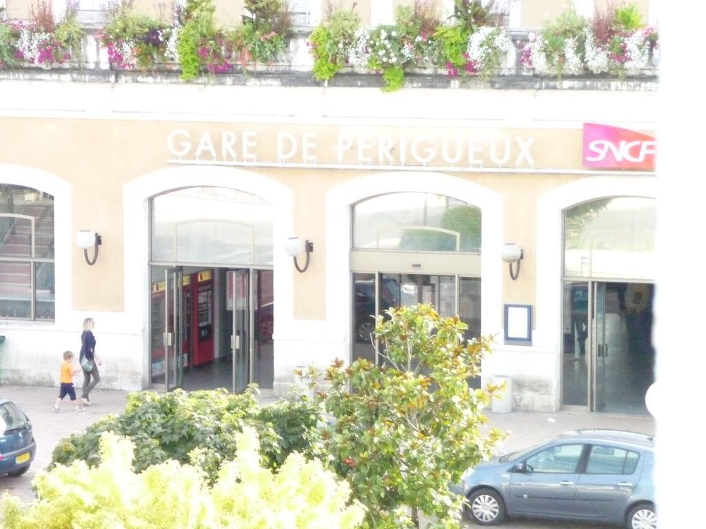 Hotel De La Gare Périgueux Camera foto